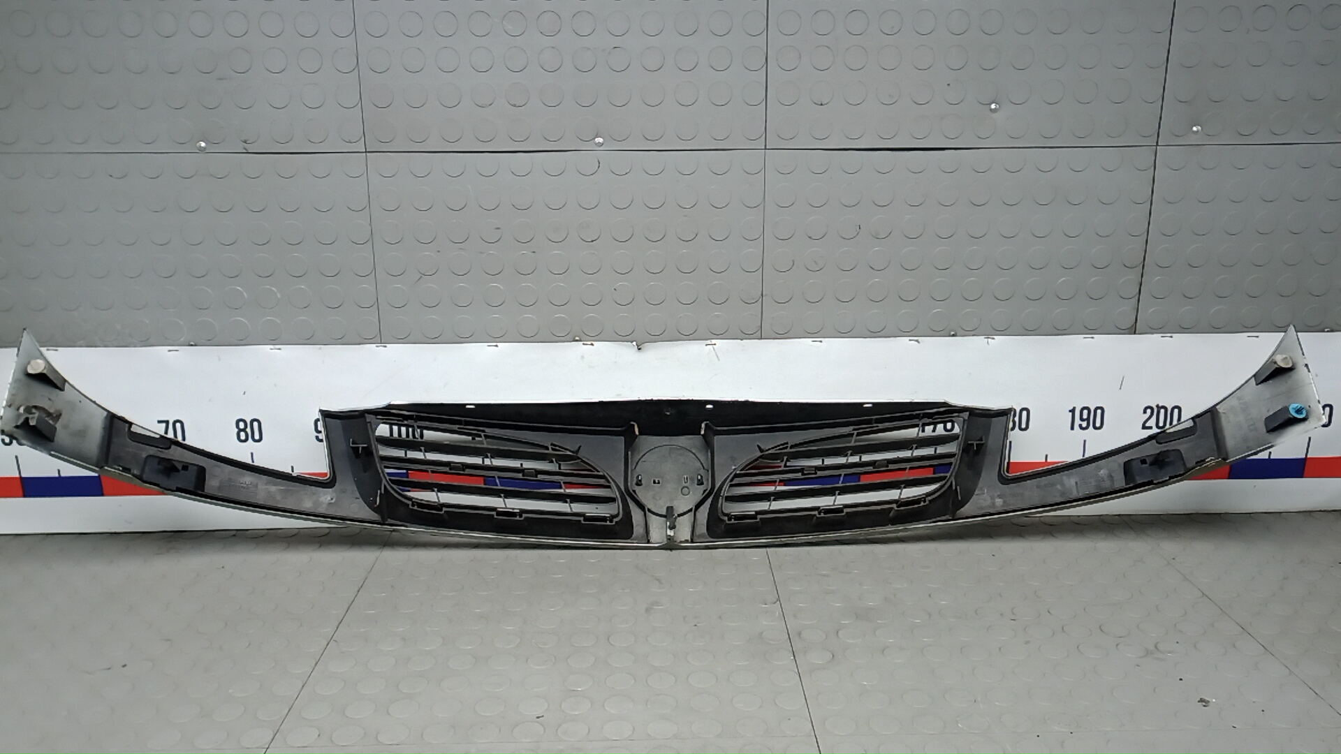 Решетка радиатора