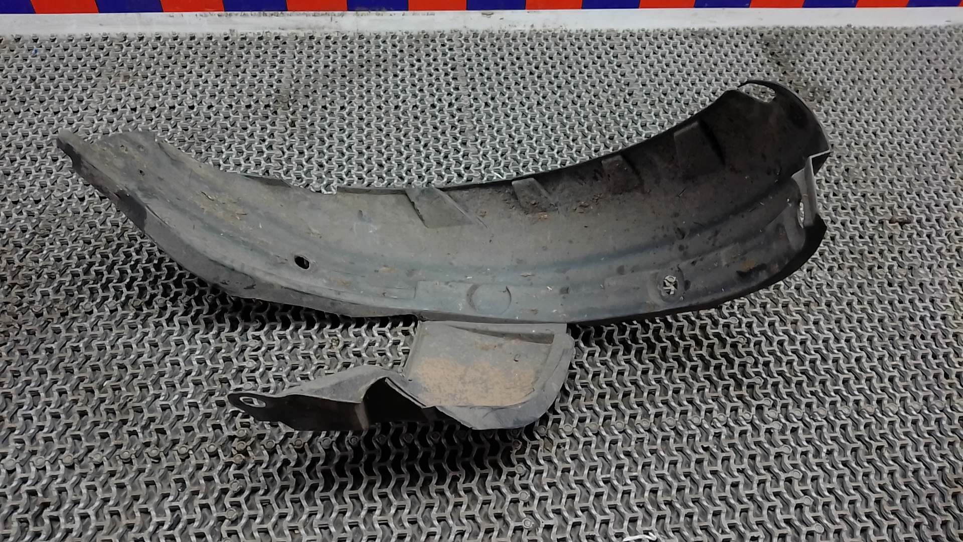 Локер передний правый