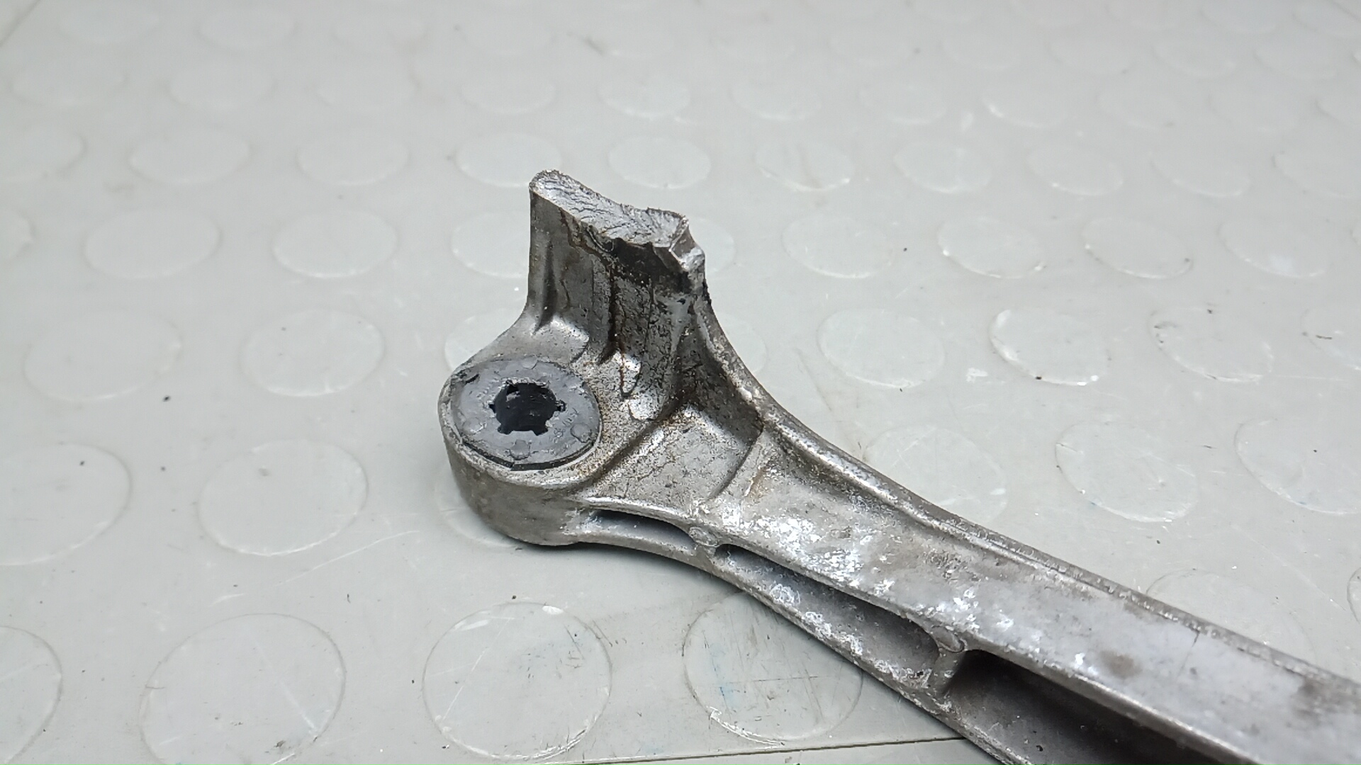 Кулиса МКПП / АКПП