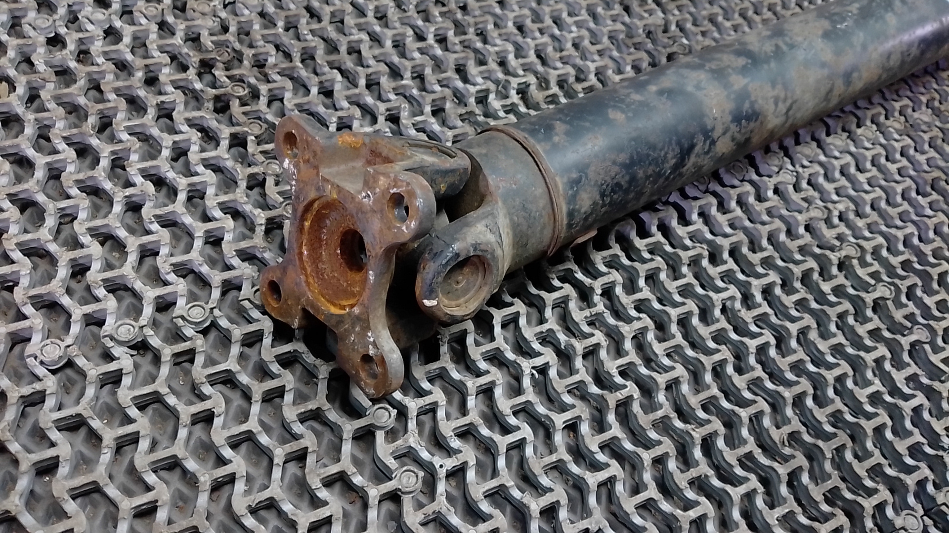 Вал карданный