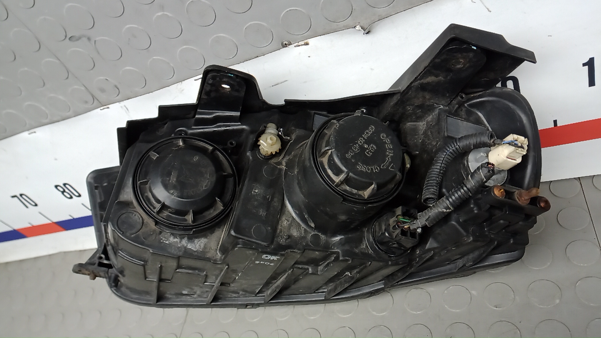 Фара правая