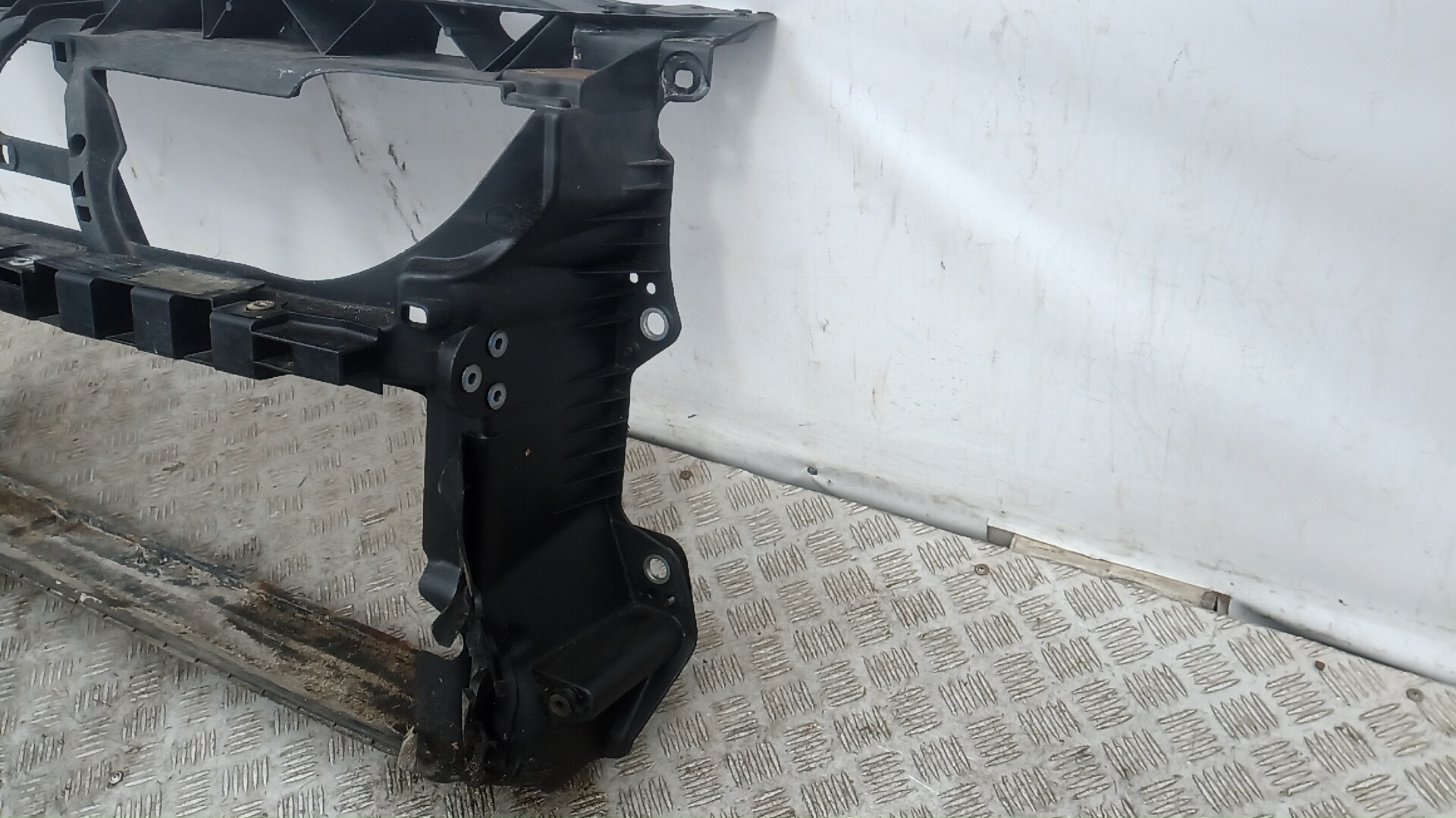 Панель передняя (телевизор)