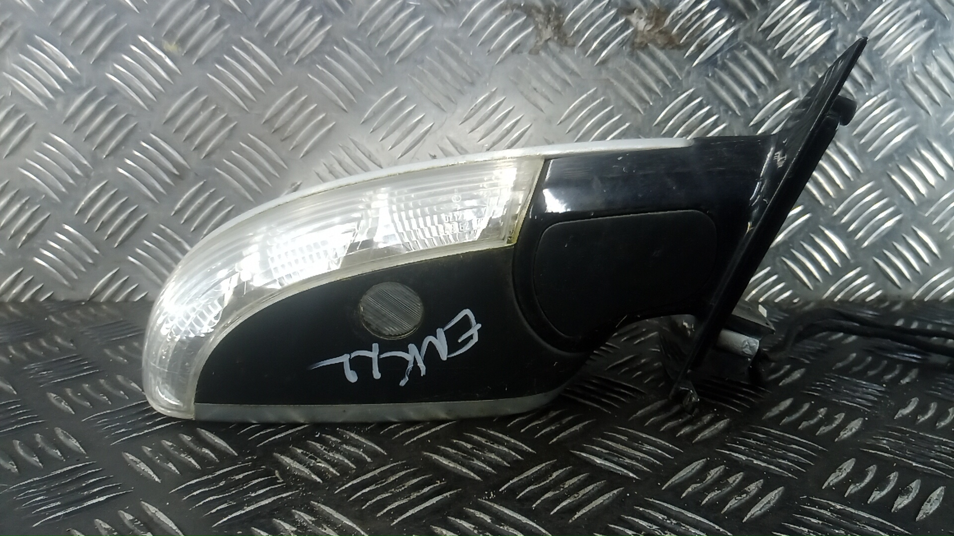 Зеркало правое электрическое