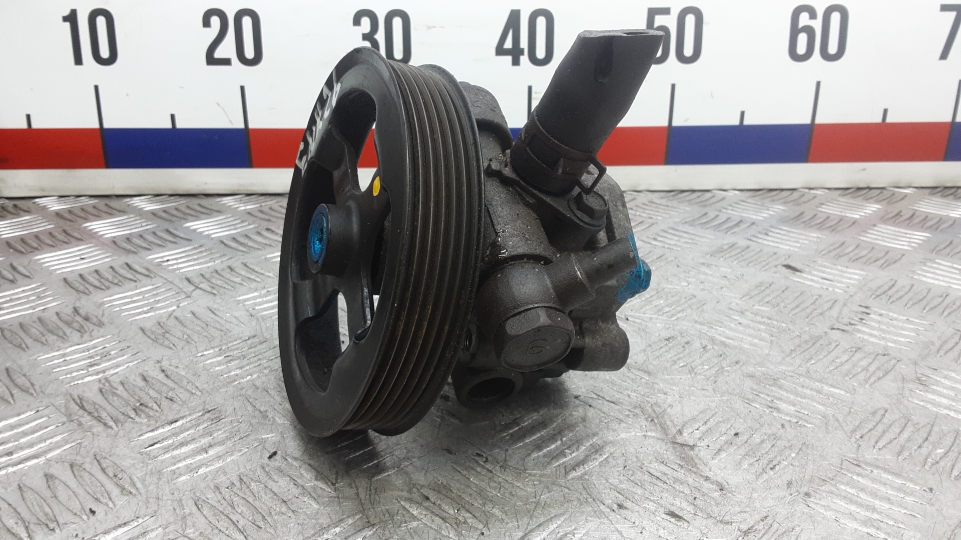 Насос ГУР (гидроусилитель руля)