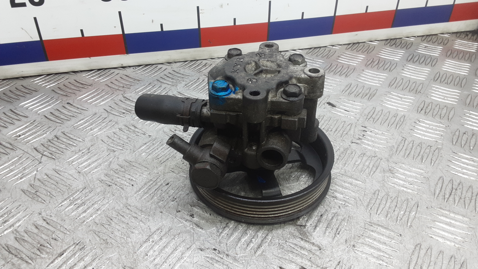 Насос ГУР (гидроусилитель руля)