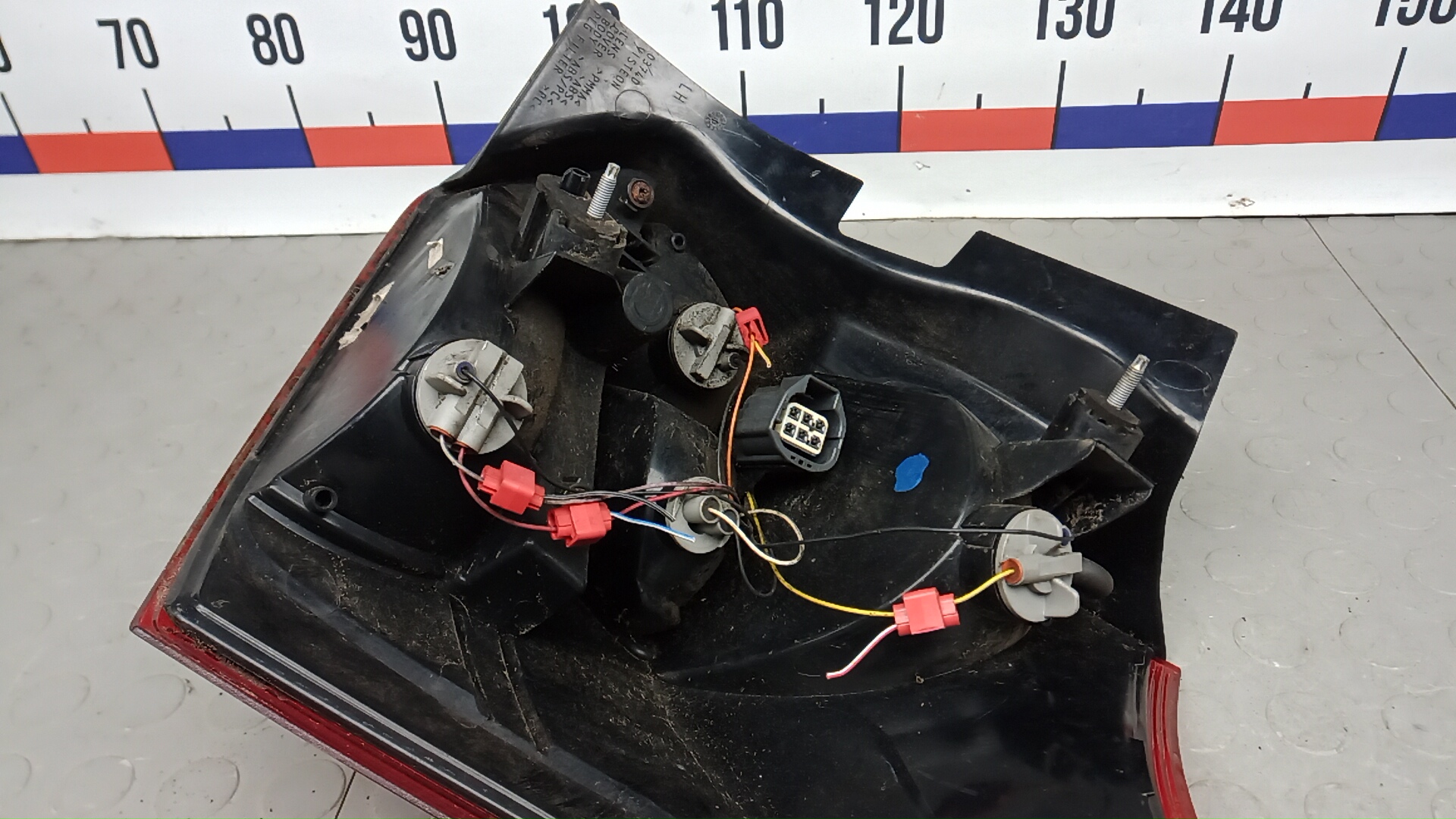 Фонарь задний левый