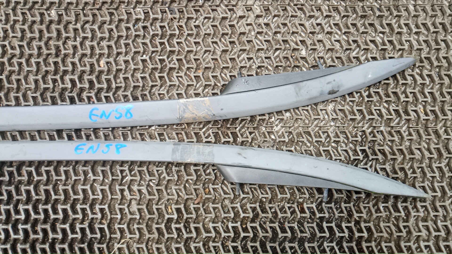 Рейлинги (релинг) к-кт (планки на крышу)