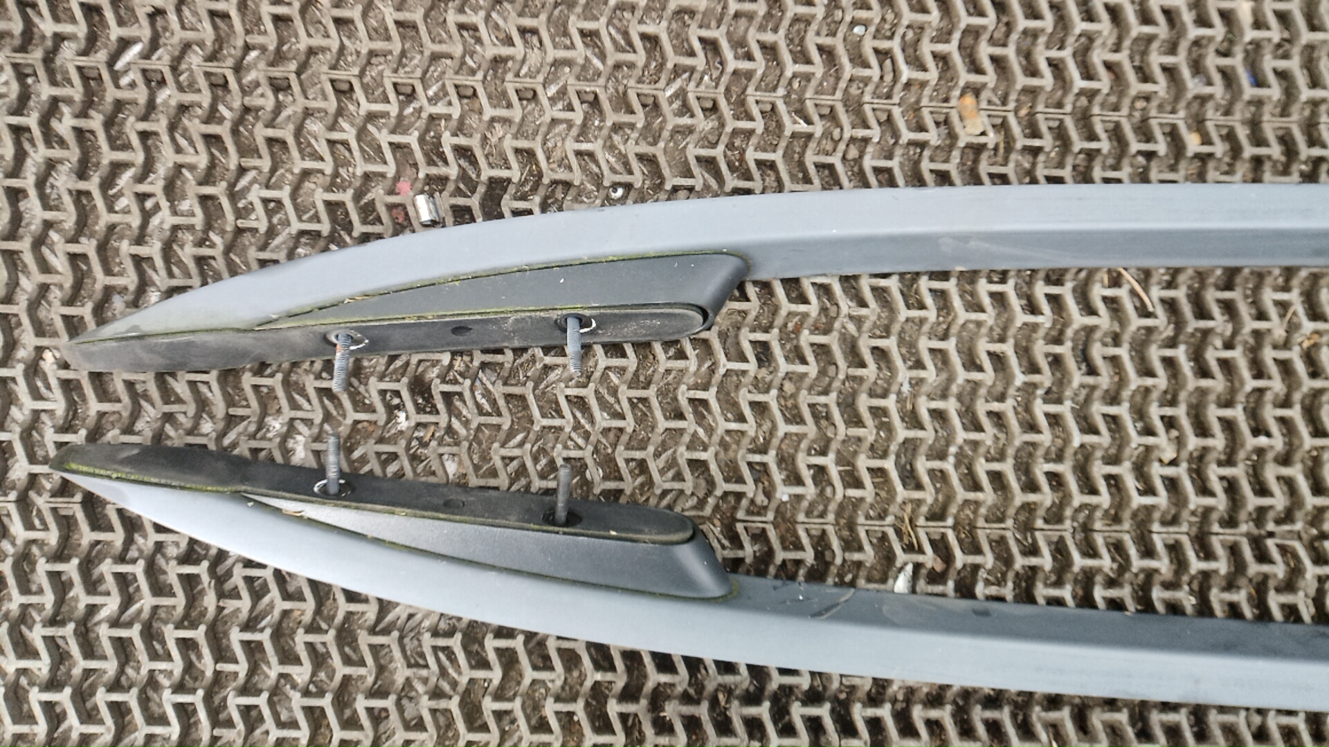 Рейлинги (релинг) к-кт (планки на крышу)