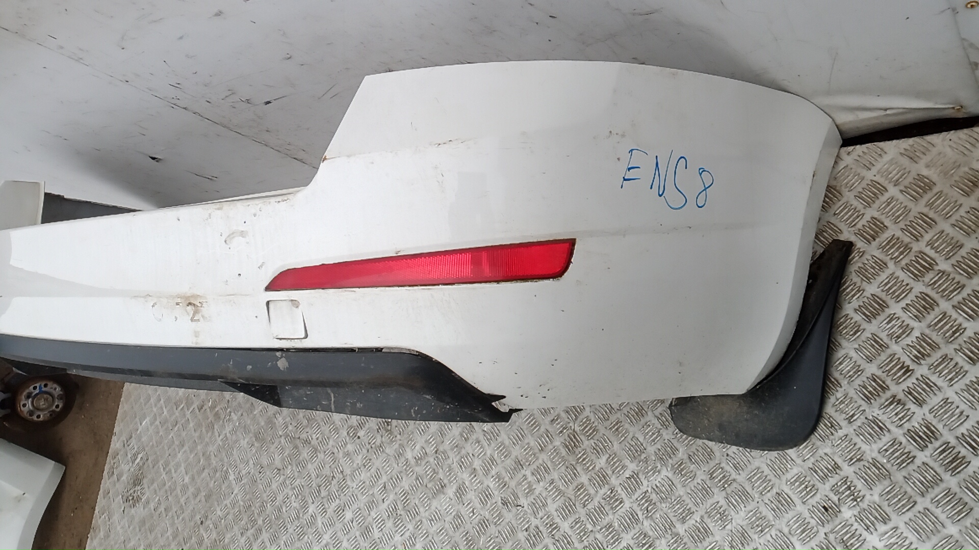 Бампер задний