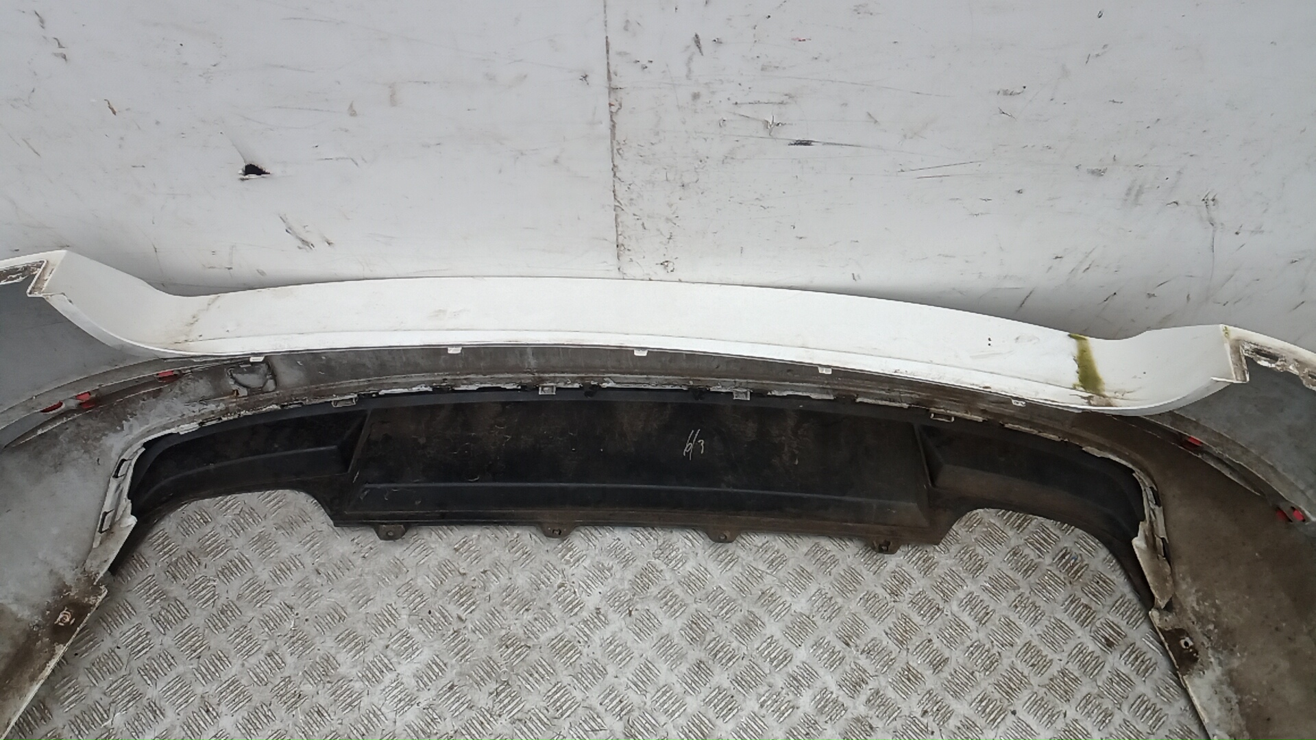 Бампер задний