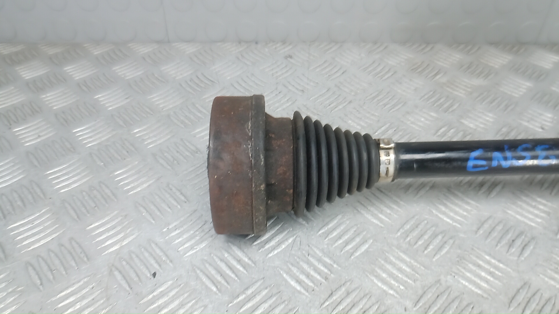 Полуось передняя левая