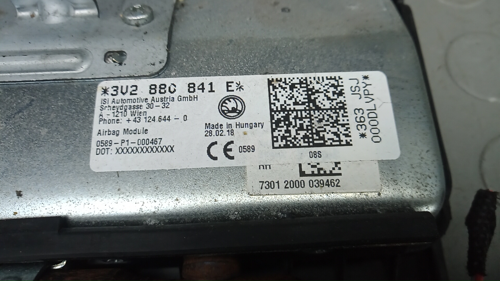 Подушка безопасности в рулевое колесо