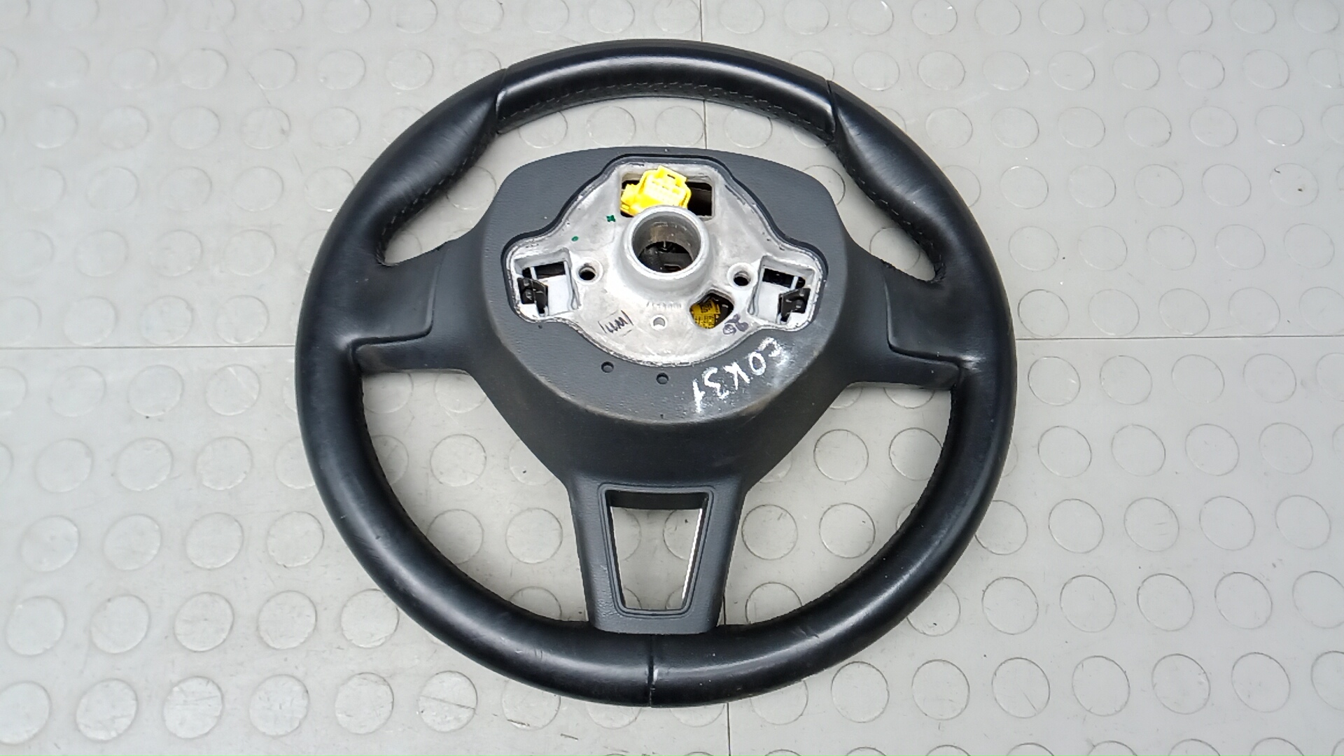 Рулевое колесо (руль)