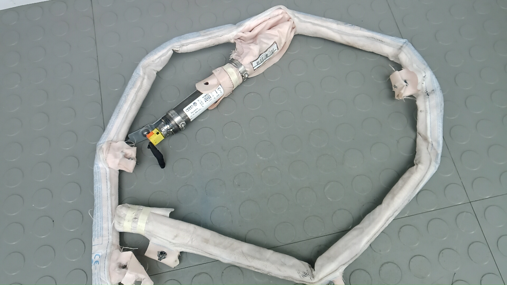 Подушка безопасности боковая (шторка)