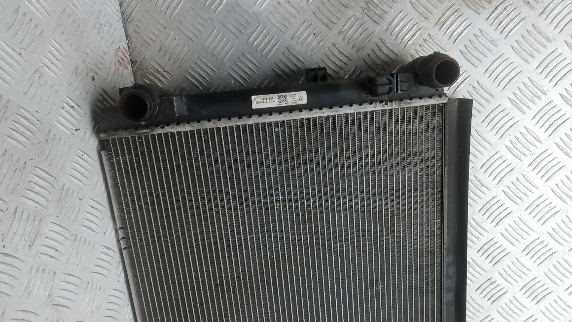 Радиатор охлаждения двигателя основной