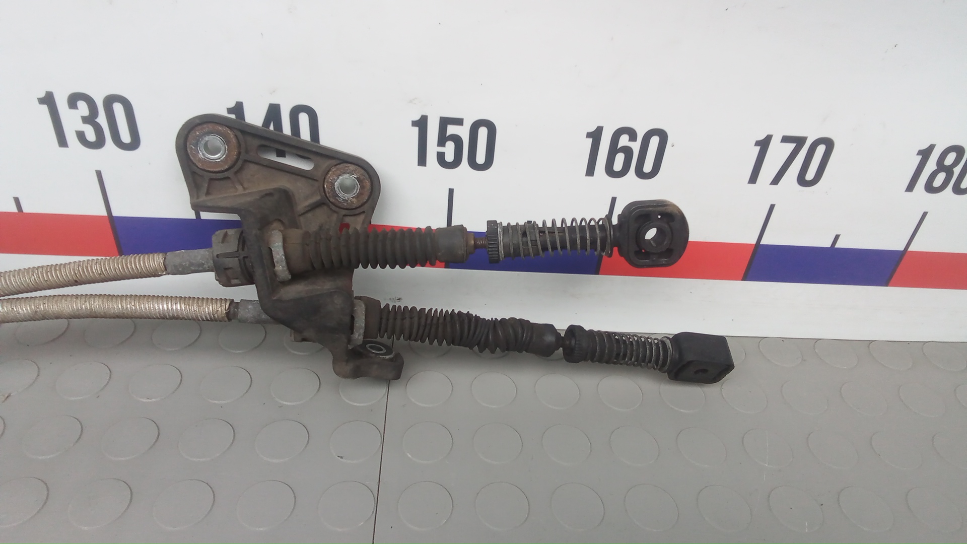 Кулиса МКПП / АКПП