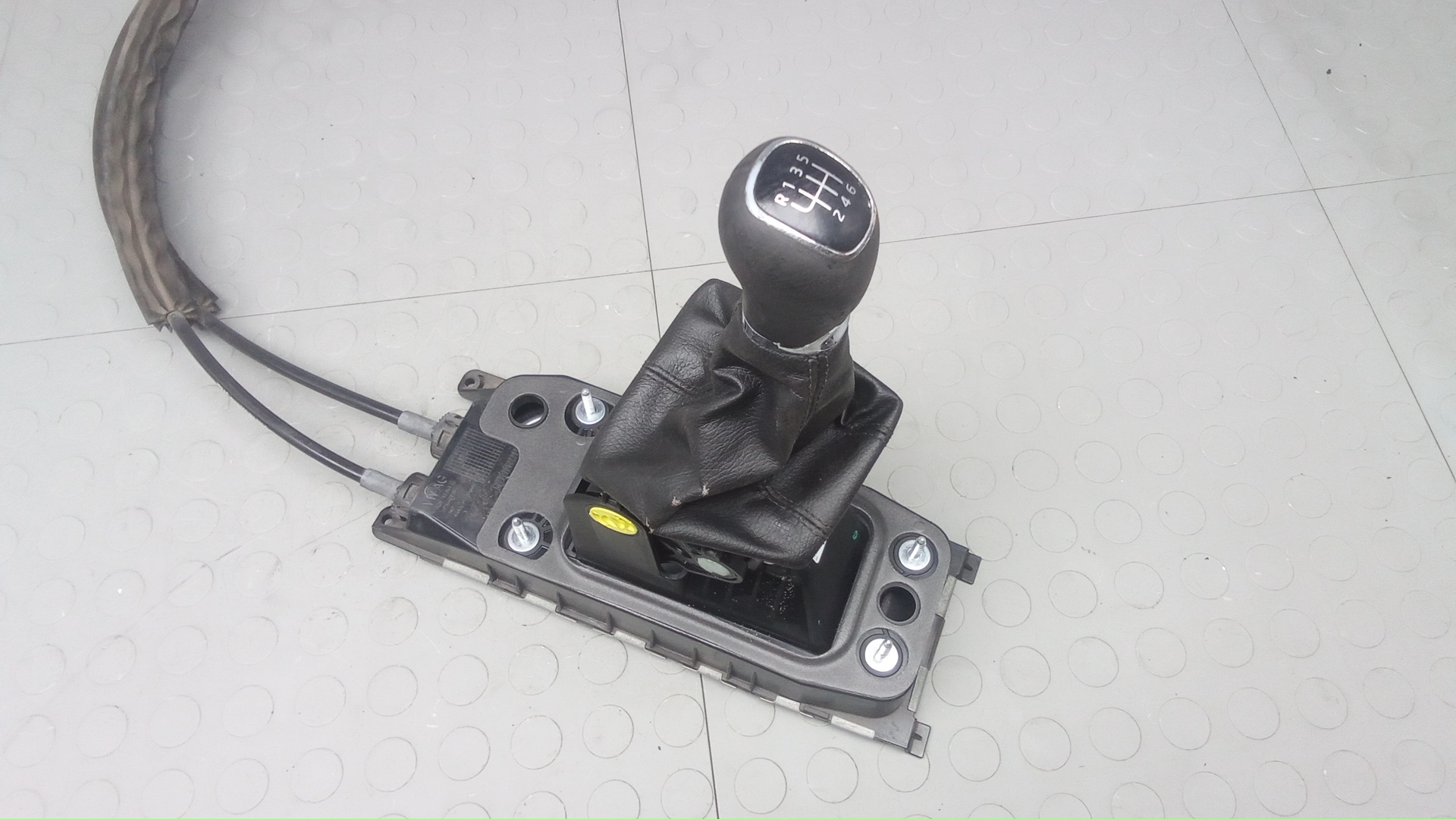 Кулиса МКПП / АКПП