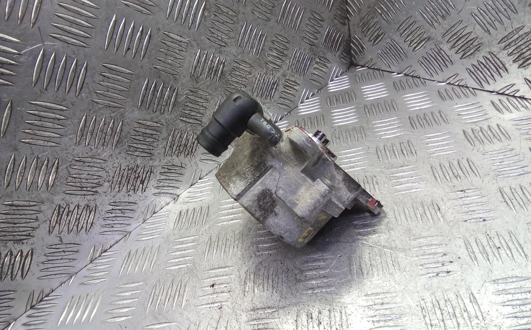 Насос вакуумный