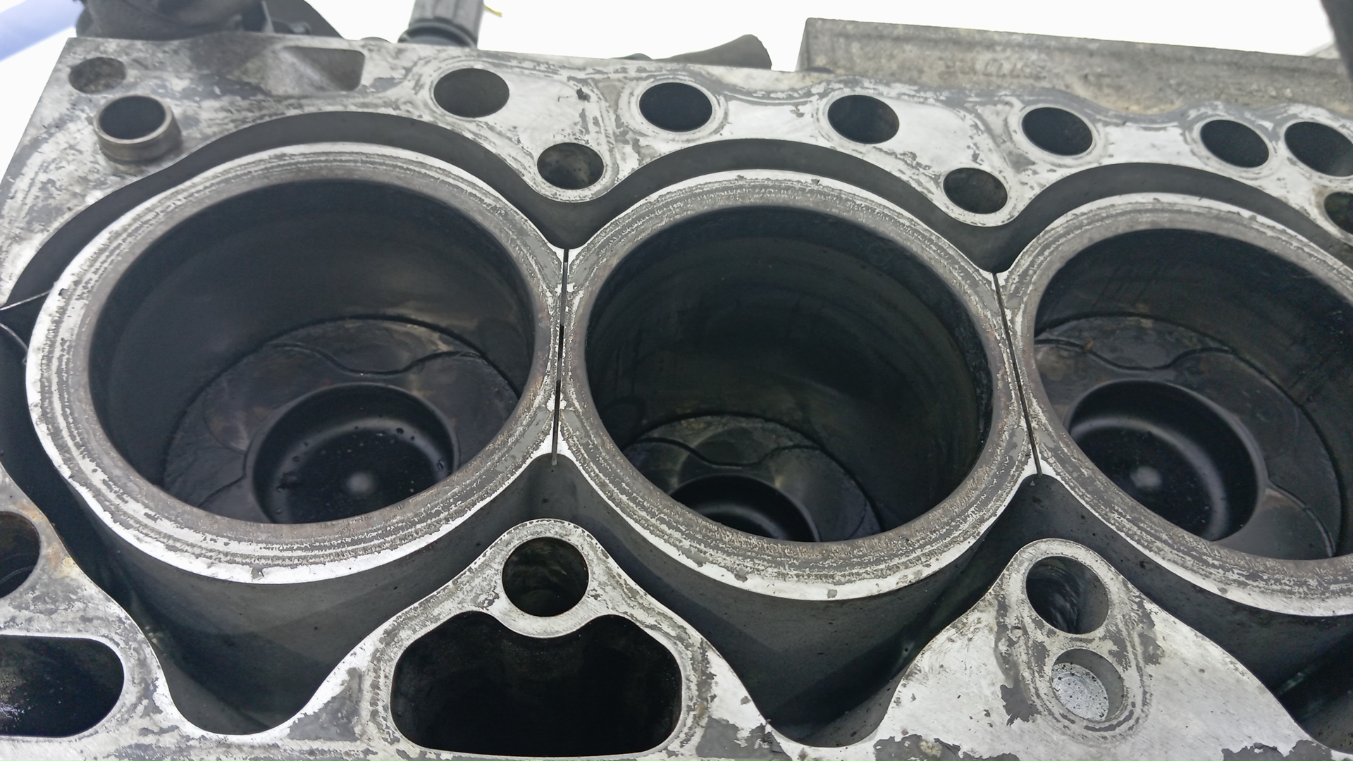 Блок двигателя