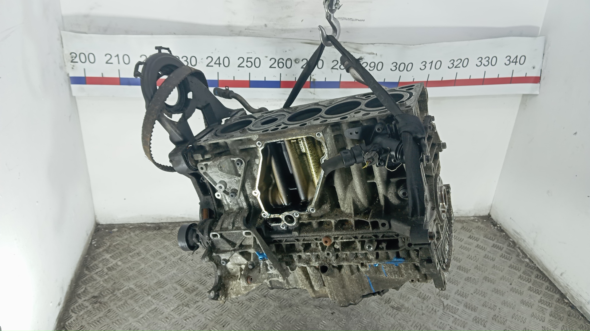 Блок двигателя