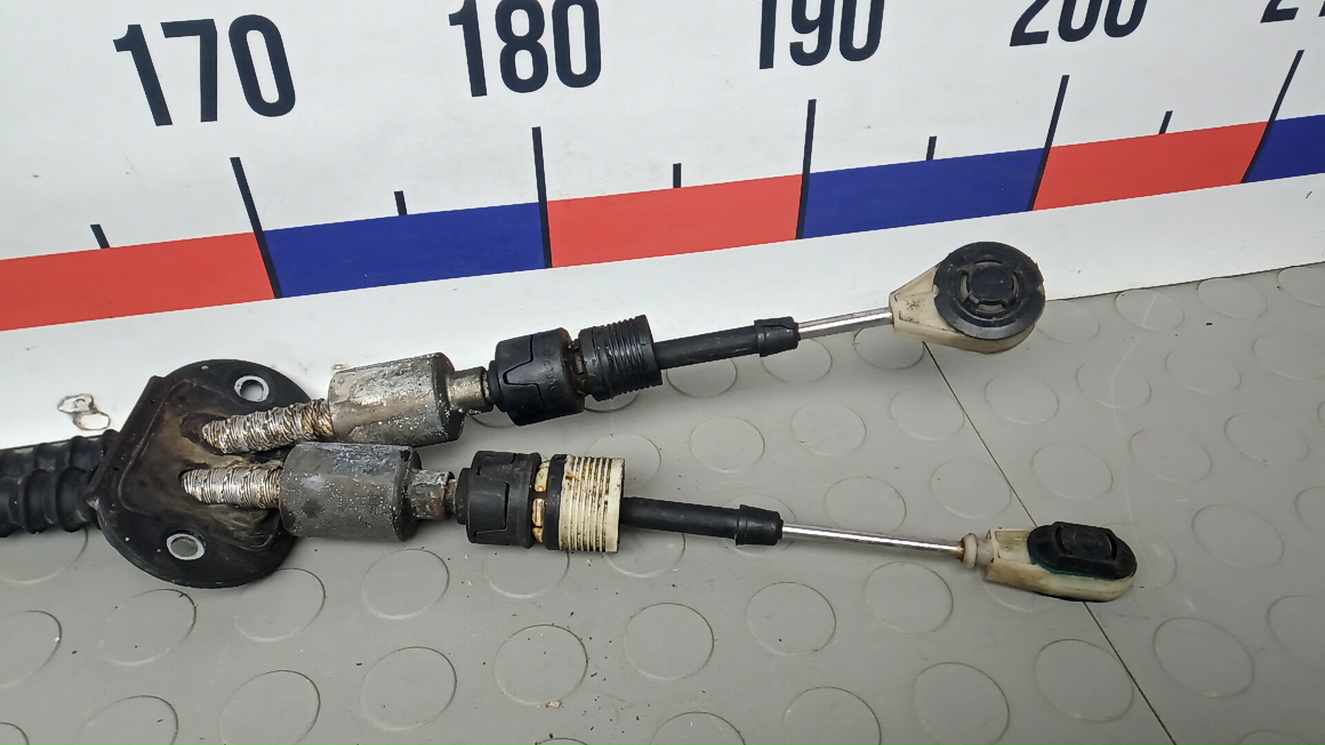 Кулиса МКПП / АКПП