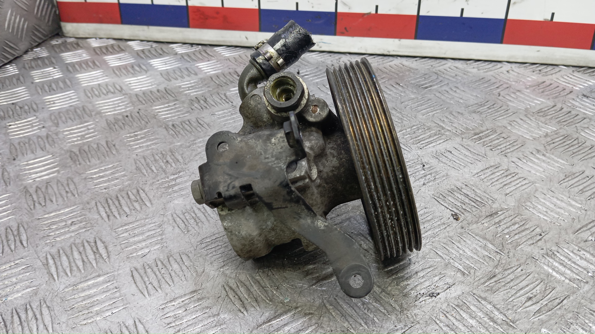 Насос ГУР (гидроусилитель руля)