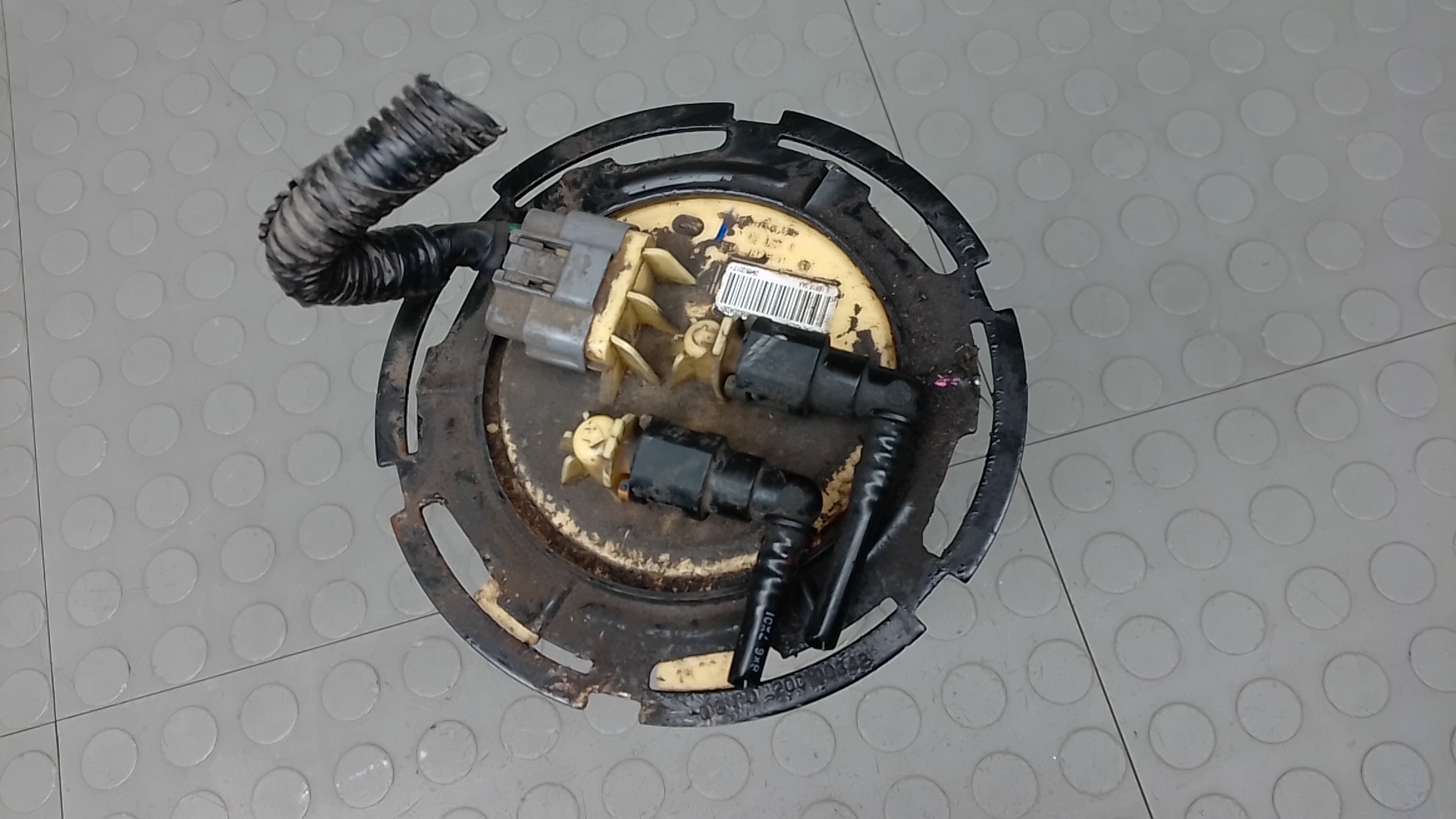 Насос топливный электрический