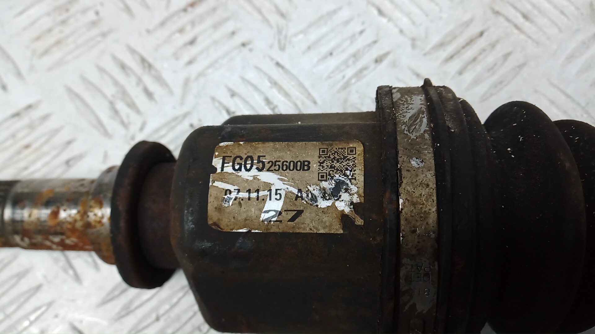 Полуось передняя левая