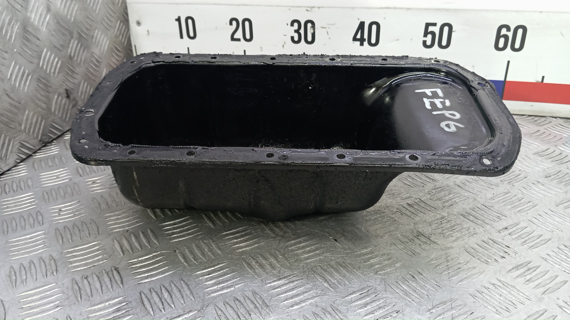 Поддон масляный двигателя (картер)