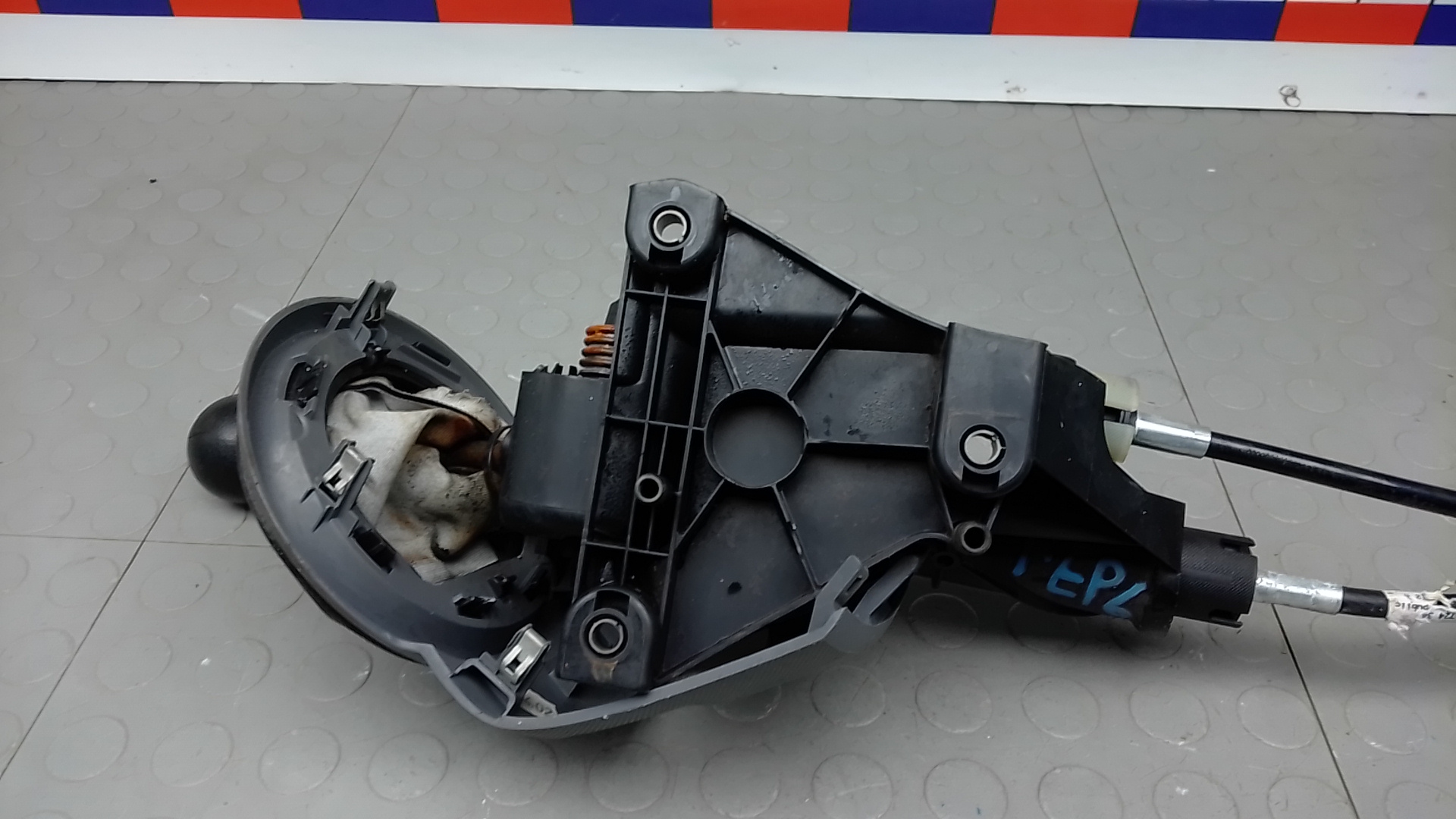 Кулиса МКПП / АКПП