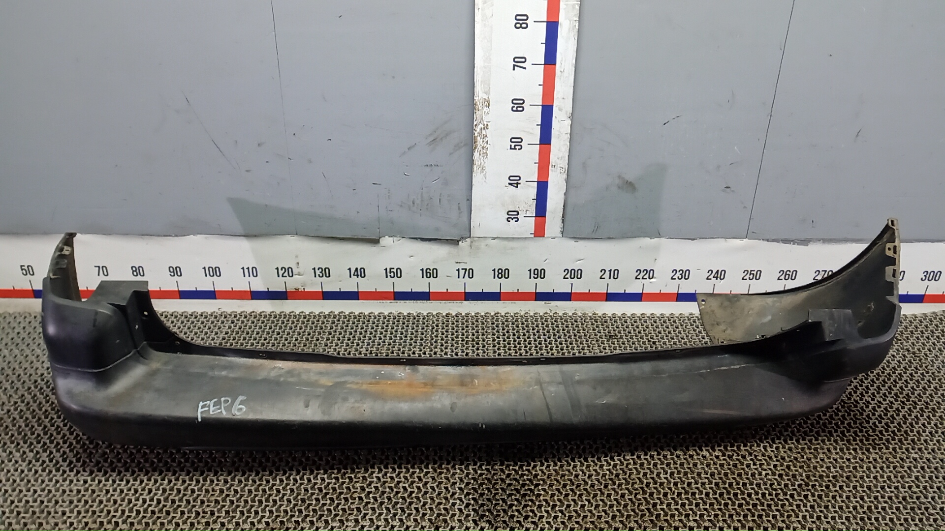 Бампер задний