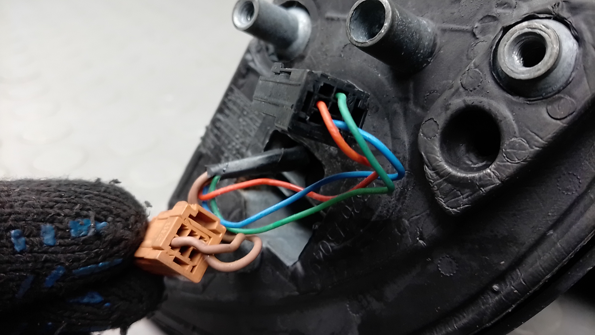 Зеркало левое электрическое