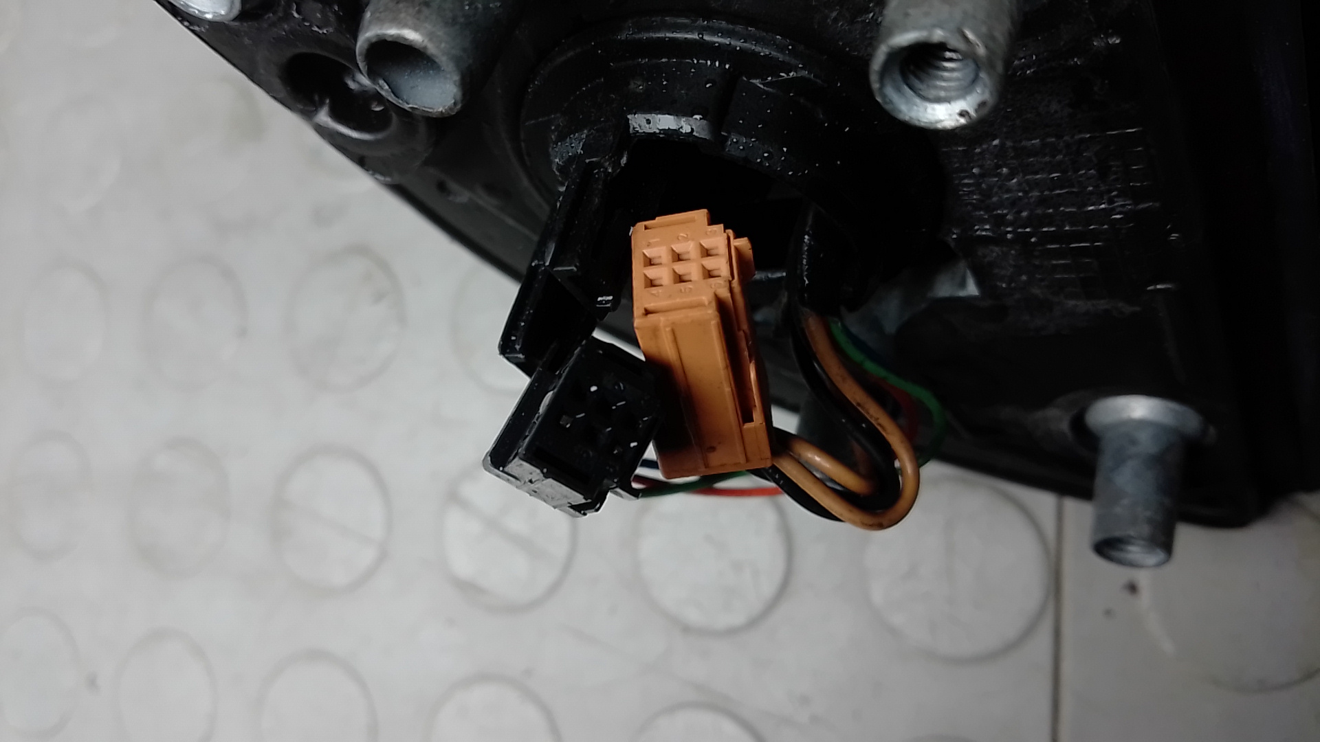 Зеркало правое электрическое