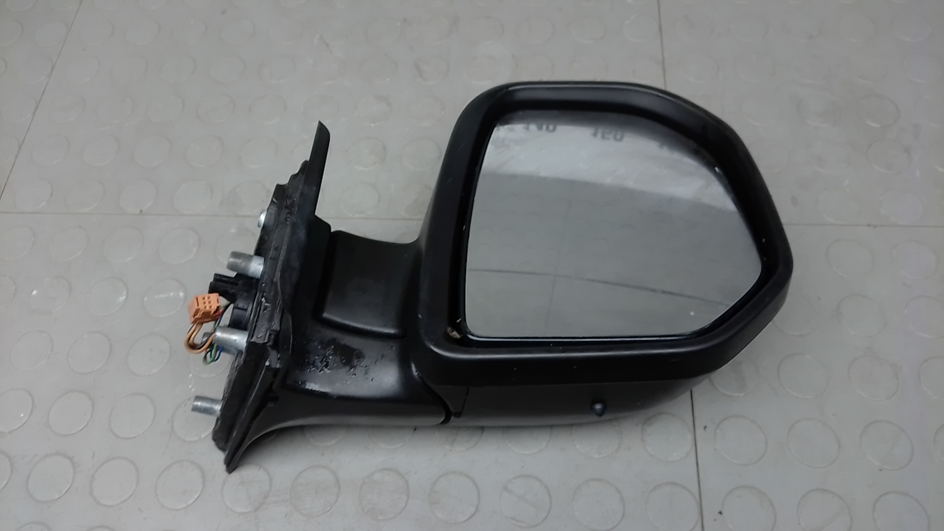 Зеркало правое электрическое