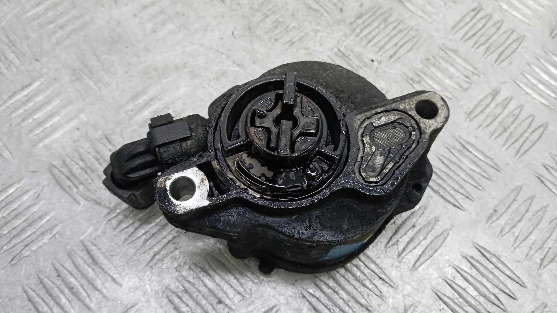 Насос вакуумный