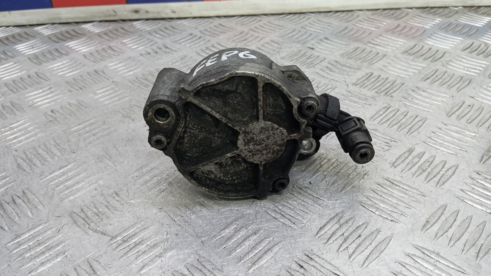 Насос вакуумный