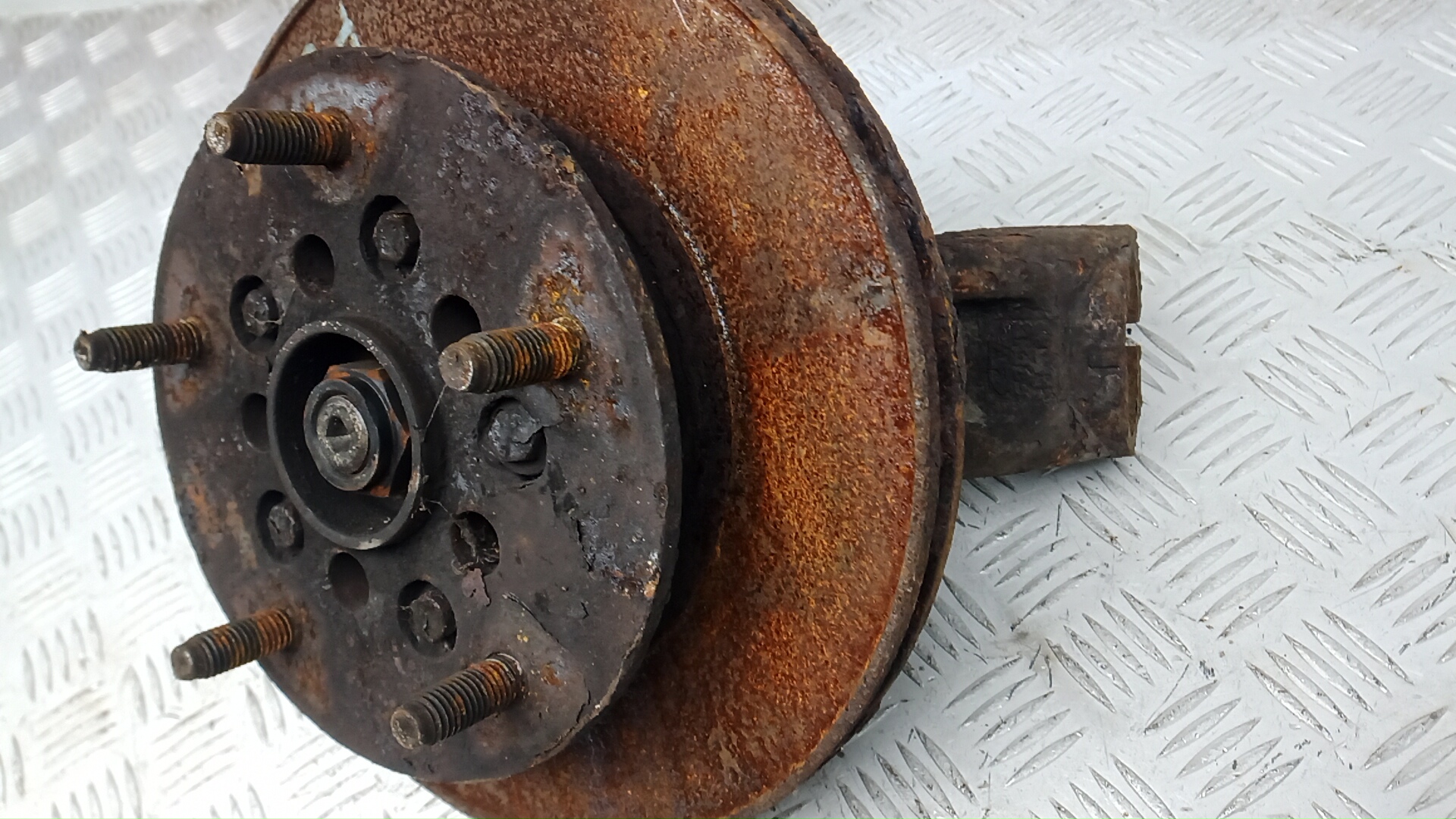 Ступица передняя