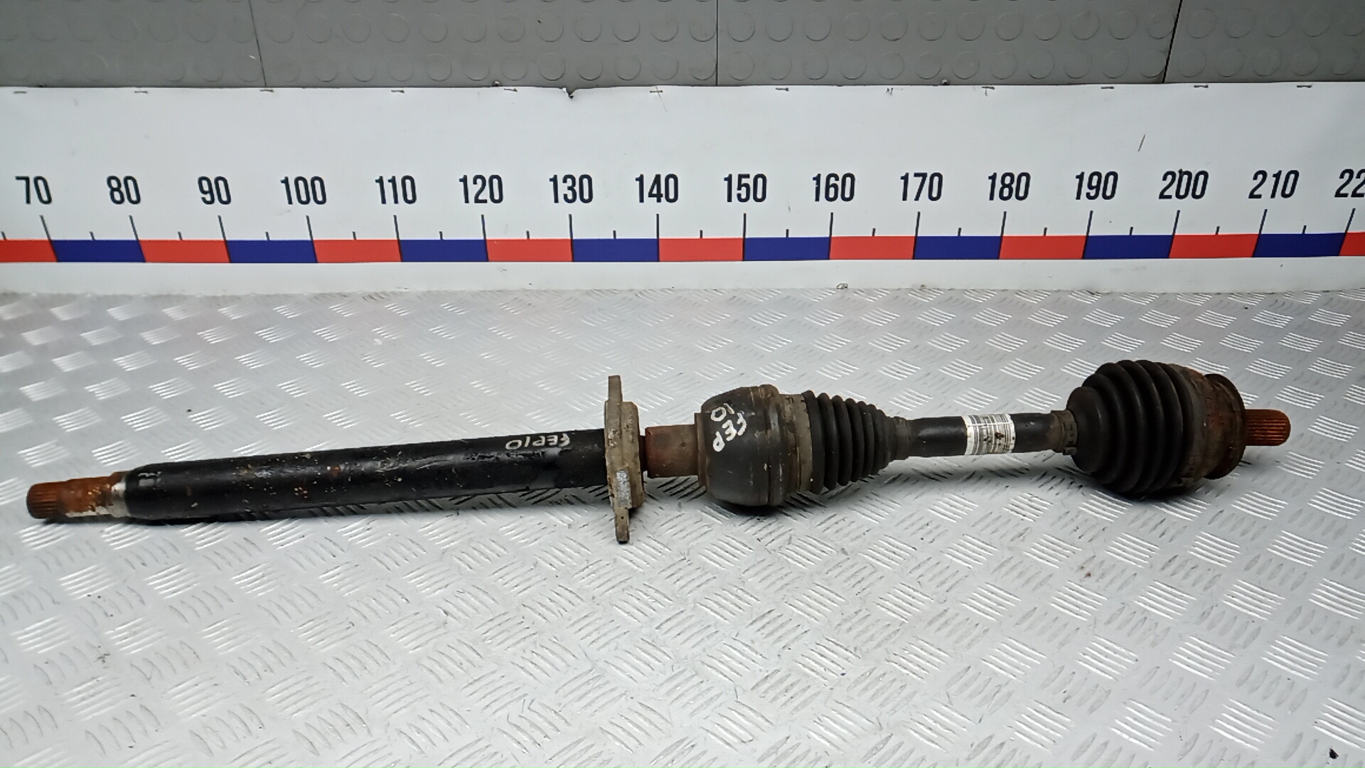 Полуось передняя правая