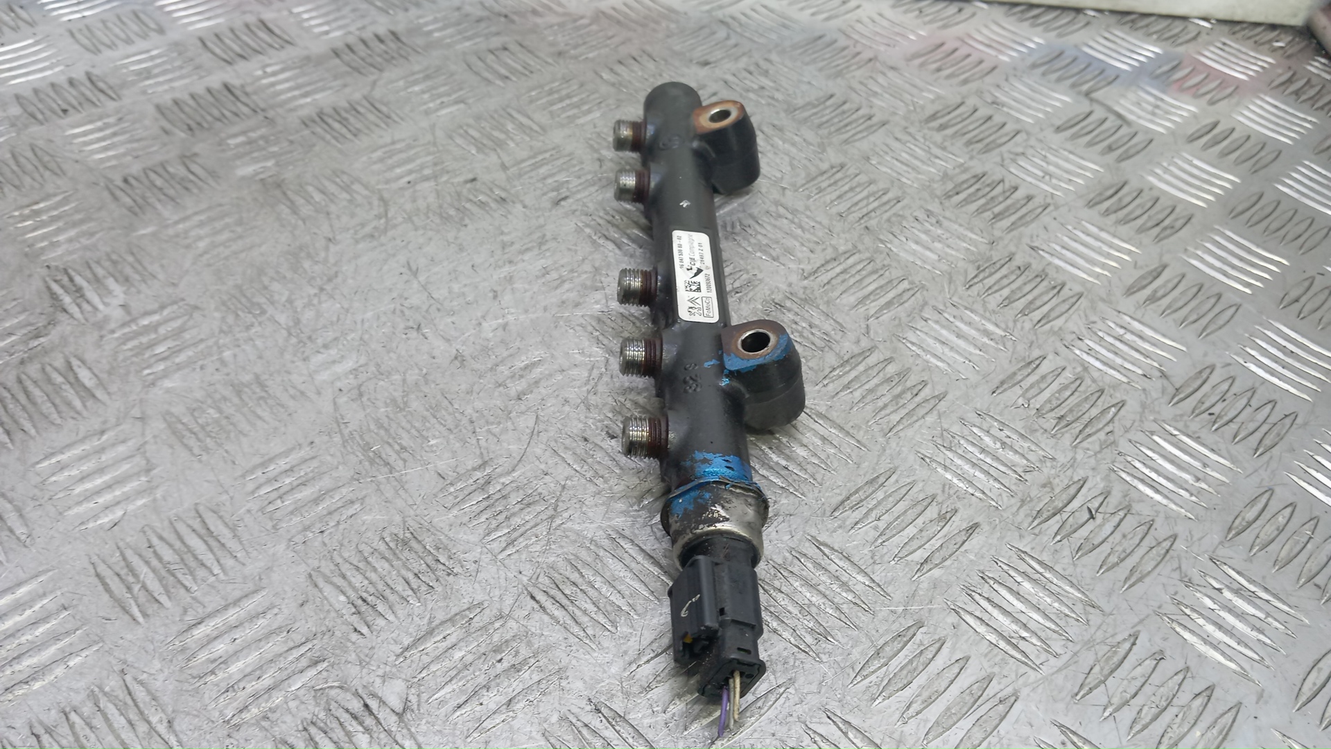 Рейка топливная (рампа)