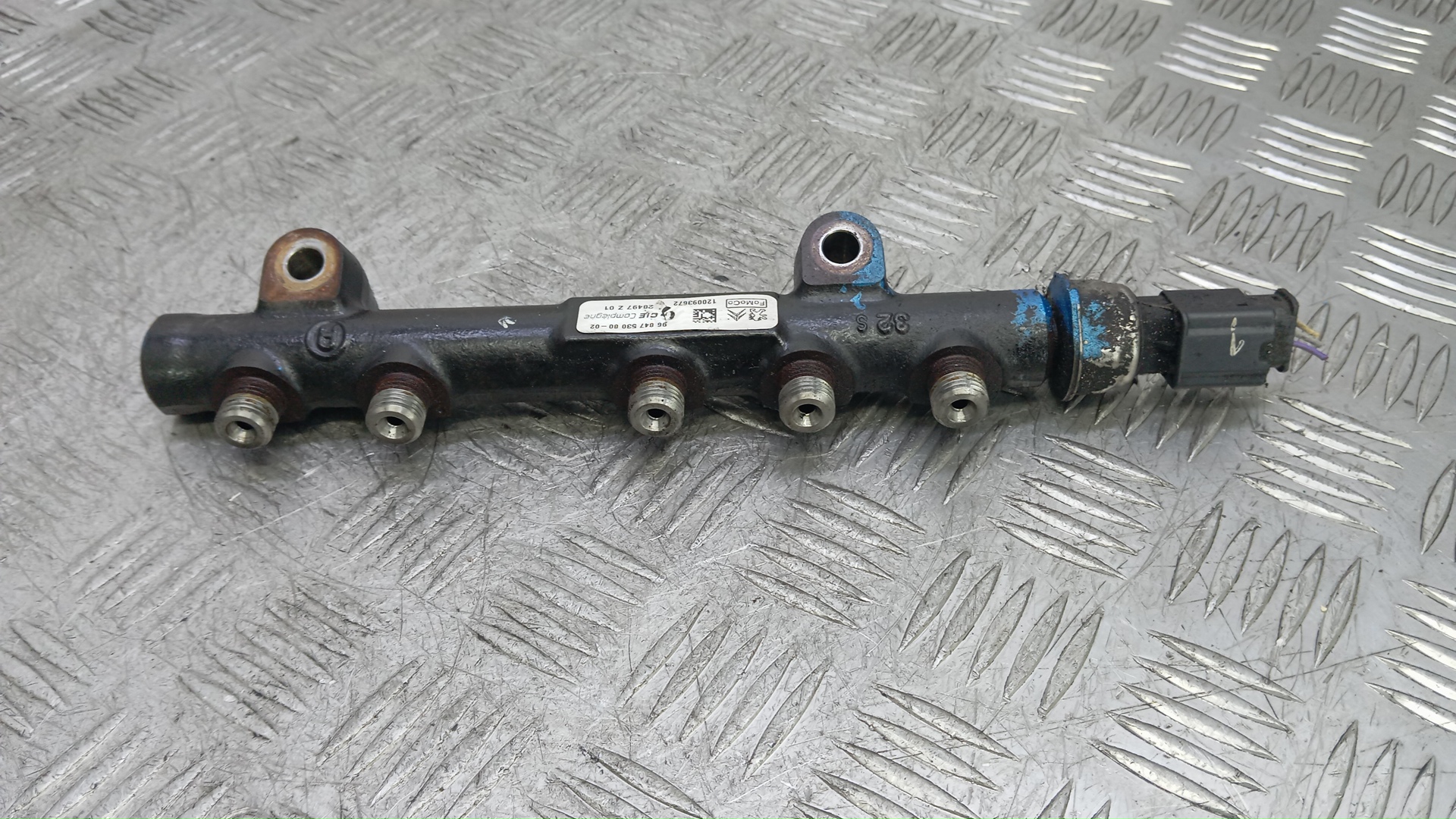 Рейка топливная (рампа)