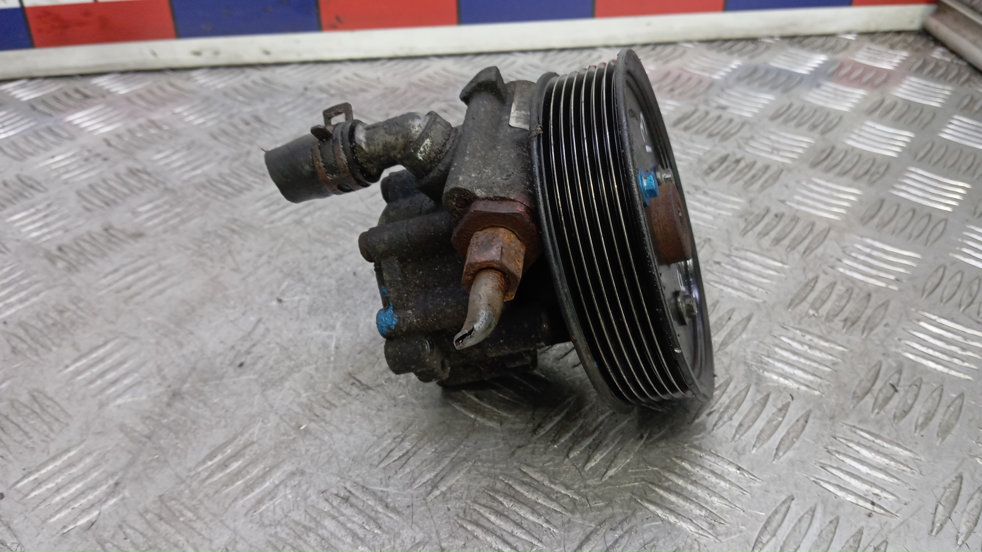 Насос ГУР (гидроусилитель руля)