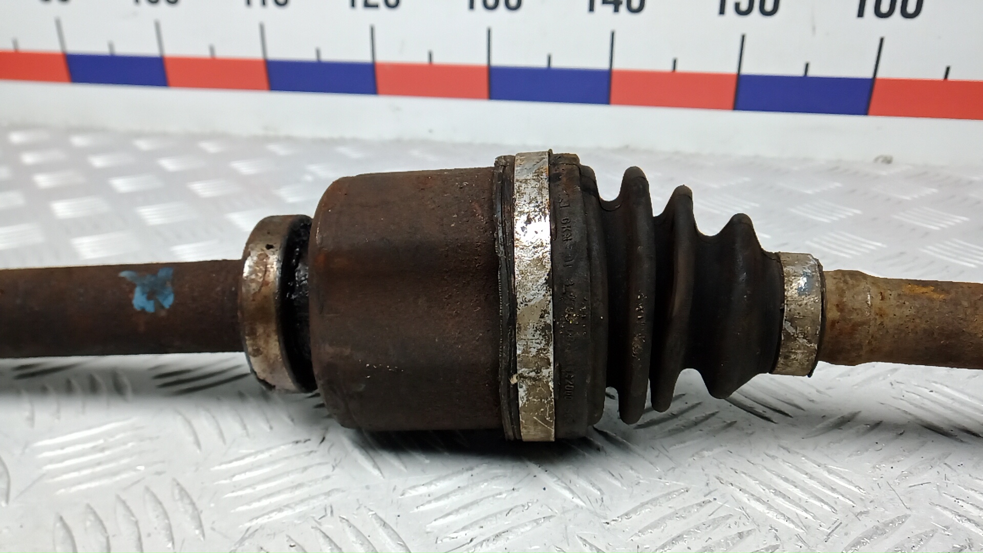 Полуось передняя правая