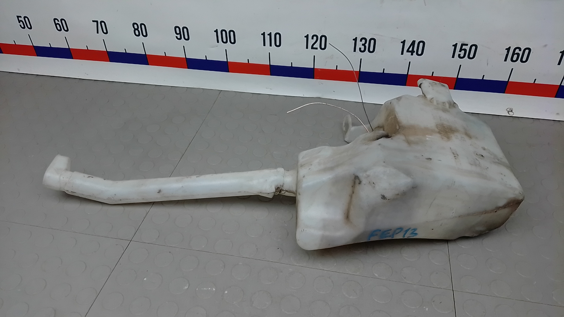 Бачок омывателя лобового стекла