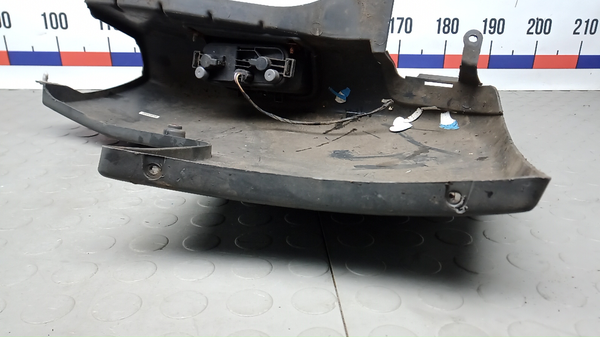 Накладка заднего бампера правая