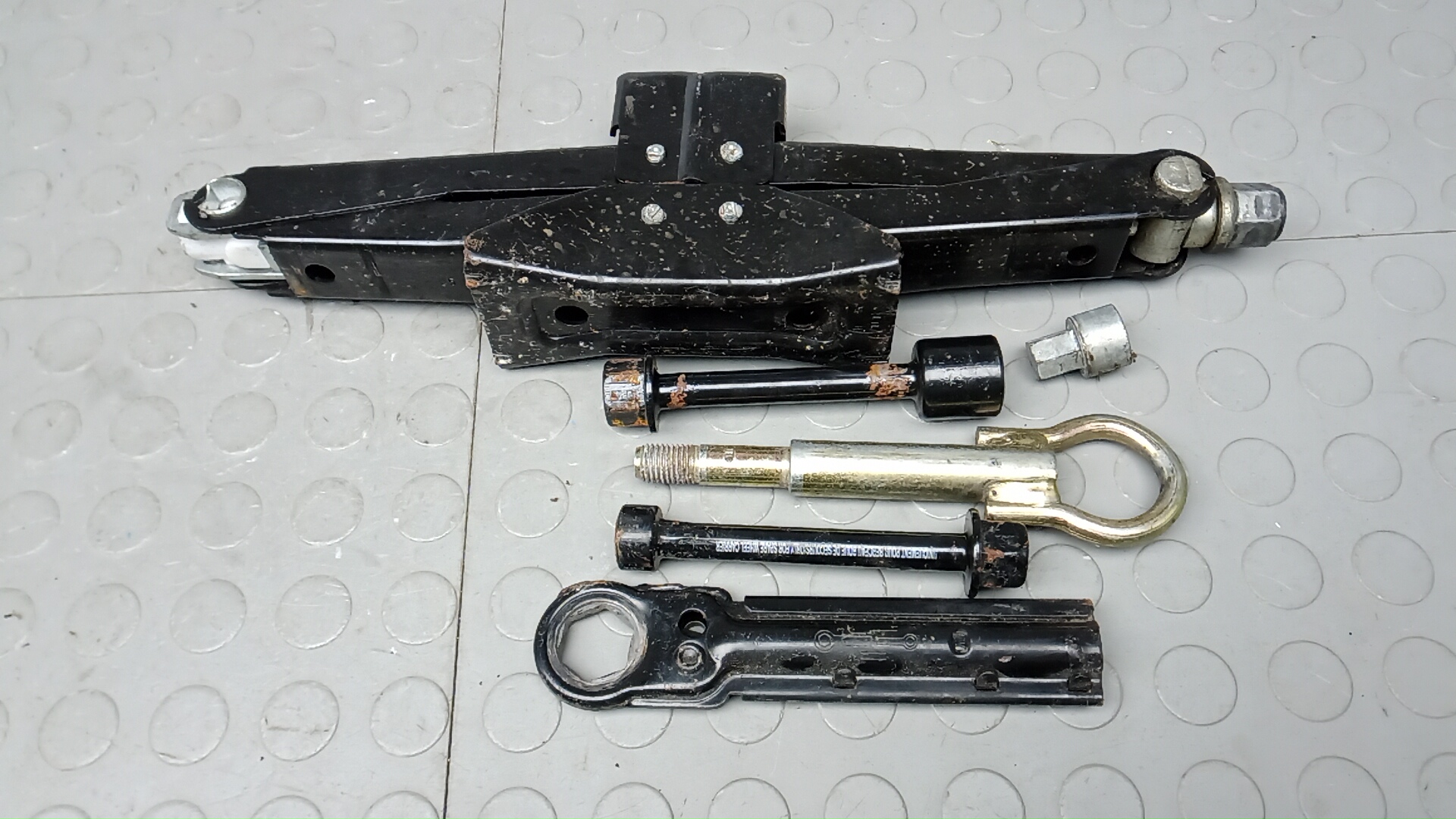 Набор инструментов для Trafic (JL) 2001-2014