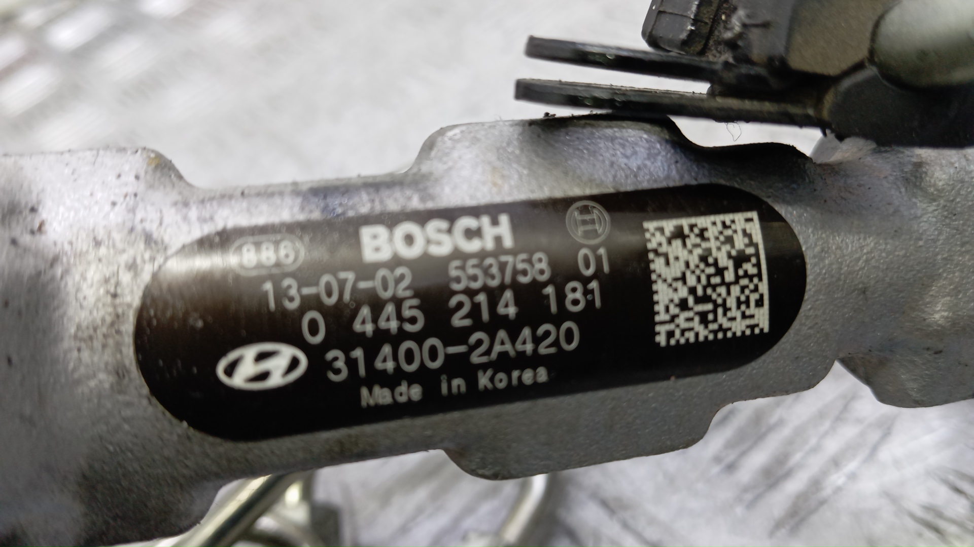 Рейка топливная (рампа)