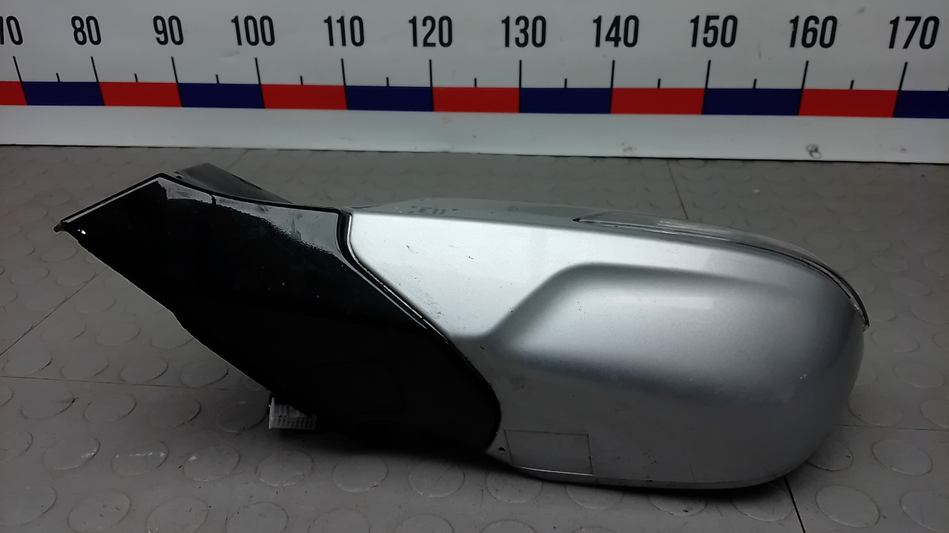 Зеркало левое электрическое