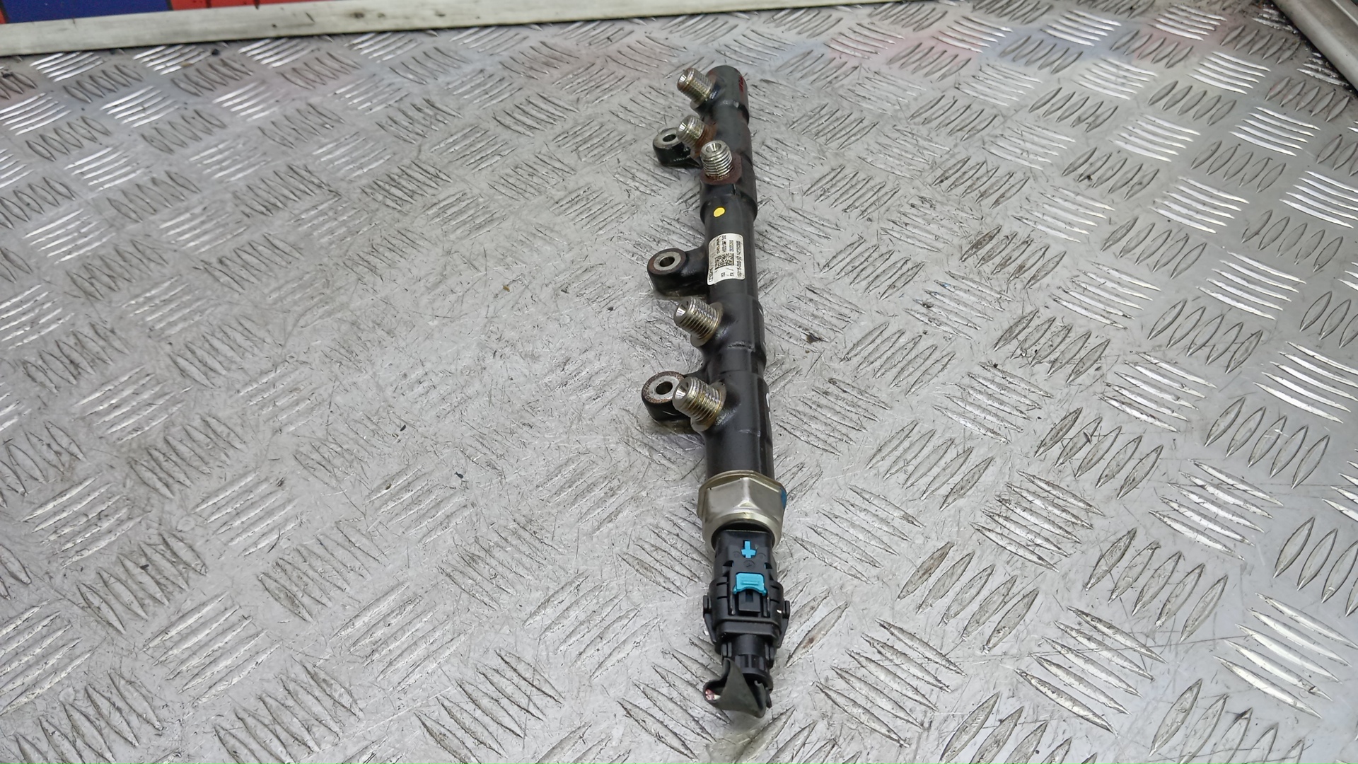 Рейка топливная (рампа)