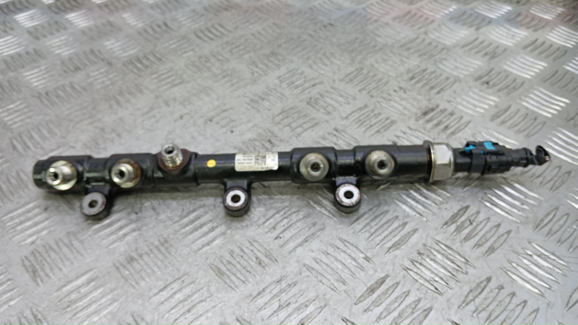 Рейка топливная (рампа)