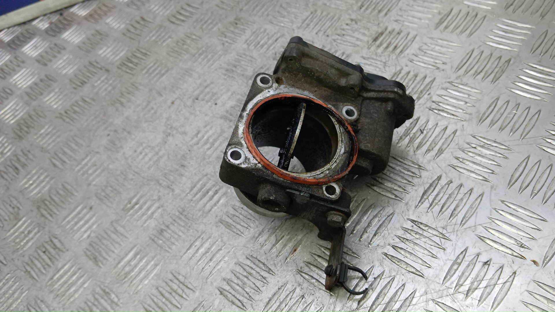 Заслонка дроссельная электрическая